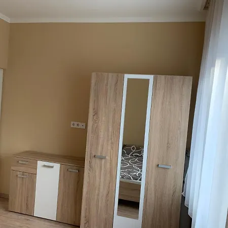 Apartment Dorina *